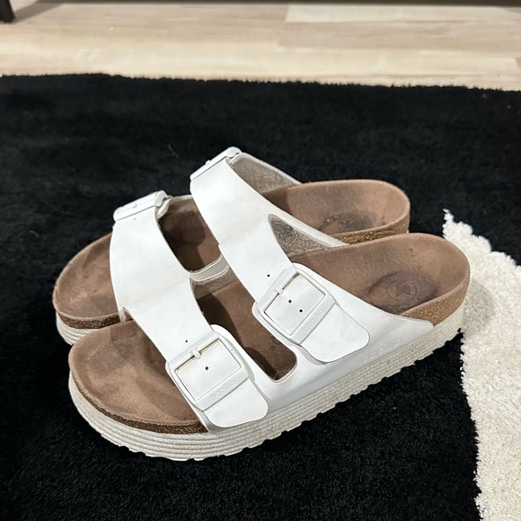 Birkenstock Shoes - Birkenstock Platform White! Size 39 (womens 8)